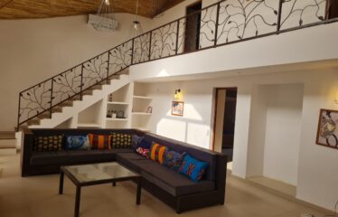 Beautiful furnished 7-room villa in residence for rent in nianing