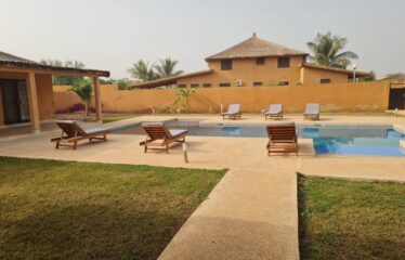 Beautiful furnished 7-room villa in residence for rent in nianing