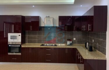 Furnished F4 apartment for rent in Les Almadies