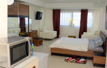 Furnished waterfront mini studio for rent at Le Virage