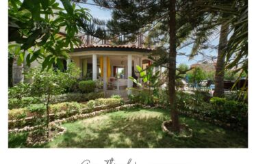 Magnificent furnished villa 6 rooms feet in the water to rent in saly not far from manatee