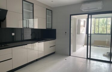 Appartement F5 à vendre aux Almadies vers King Fahd Palace