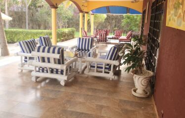 Ngaparou - Beautiful furnished villa f4 for rent