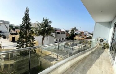 Bel appartement f4 de standing à louer aux almadies