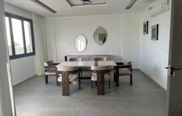 Bel appartement f5 non meublé à louer à cité africa corniche ouest