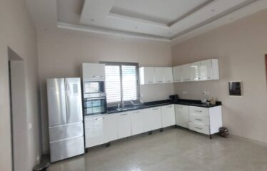 Furnished 5-room villa for rent in saly