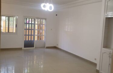 Appartement f4 à louer aux almadies