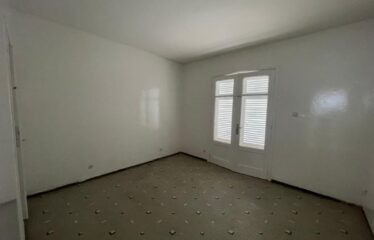 APPARTEMENT F3 À VENDRE CENTENAIRE